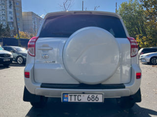 Toyota Rav 4 foto 3