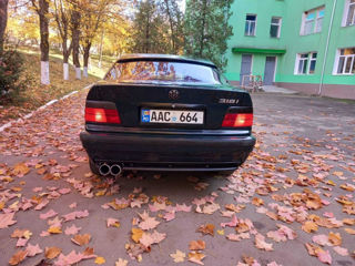 BMW 3 Series foto 7