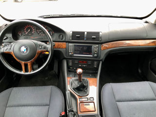 BMW 5 Series foto 5