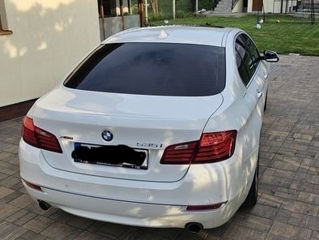 BMW 5 Series foto 5