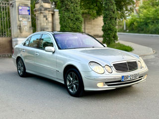 Mercedes E-Class foto 3