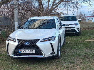 Lexus UX foto 9