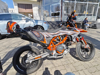 KTM 690 SMC R foto 1