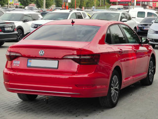 Volkswagen Jetta foto 3