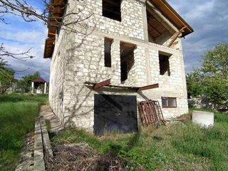 Casa 3 nivele în construcție foto 11