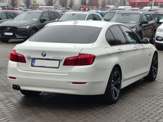 BMW 5 Series foto 3