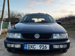 Volkswagen Passat foto 2