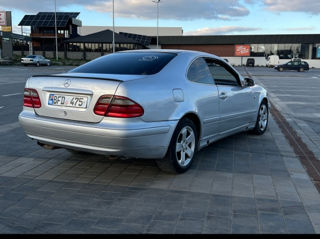 Mercedes CLK-Class foto 4