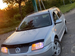 Volkswagen Bora foto 2