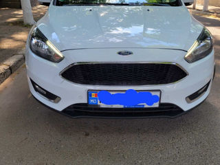 Ford Focus фото 2