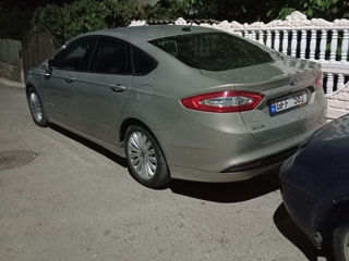 Ford Fusion foto 4