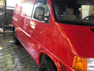 Volkswagen Transporter foto 2