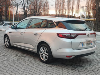 Renault Megane foto 2