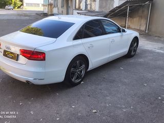 Audi A8 foto 6