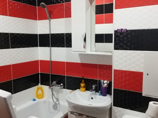 Apartament cu 2 camere, 43 m², 8 cartier, Bălți foto 3