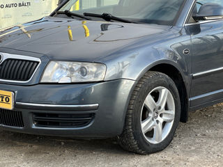 Skoda Superb foto 4