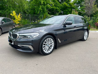 BMW 5 Series foto 4