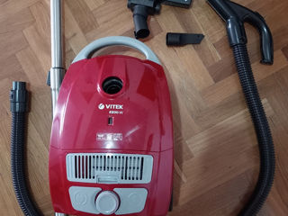 Aspirator Vitek nou 1000 lei