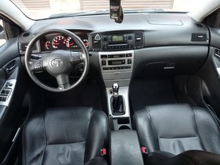 Toyota Corolla foto 6