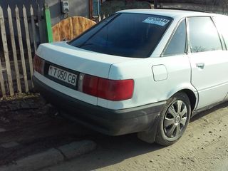 Audi 80 foto 4