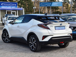 Toyota C-HR foto 5