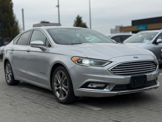 Ford Fusion foto 2