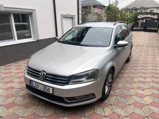 Volkswagen Passat foto 2