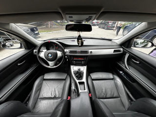 BMW 3 Series foto 10