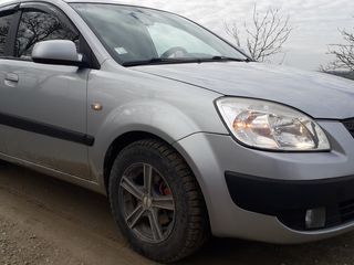 KIA Rio foto 1