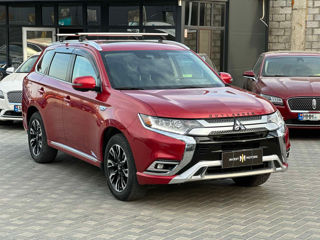 Mitsubishi Outlander foto 3