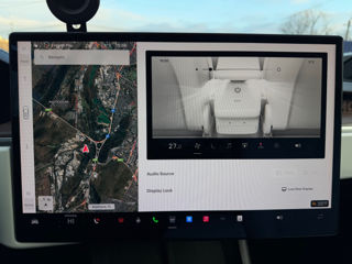 Tesla Model X foto 14