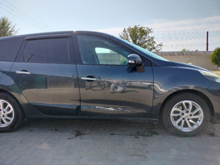 Renault Grand Scenic foto 6