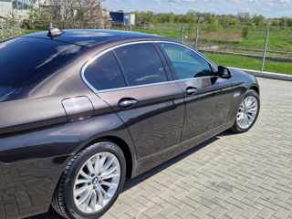 BMW 5 Series foto 2