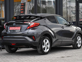 Toyota C-HR foto 5