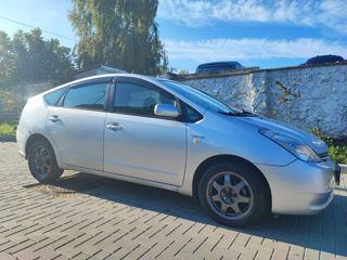 Toyota Prius foto 2