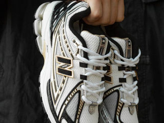 New Balance 1906R White/Gold Unisex foto 2