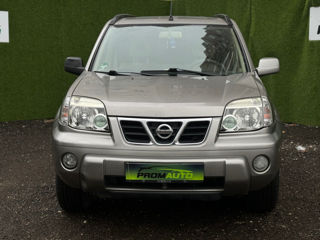 Nissan X-Trail foto 3