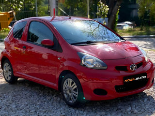 Toyota Aygo foto 2