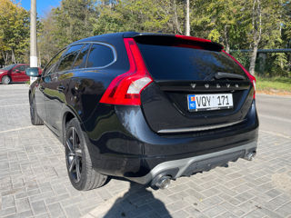 Volvo V60 foto 3