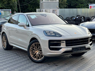 Porsche Cayenne Coupe foto 4