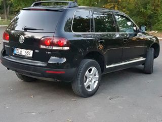 Volkswagen Touareg foto 3