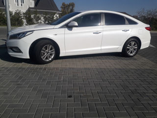 Hyundai Sonata foto 3