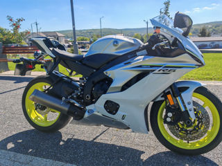 Yamaha R6 foto 4