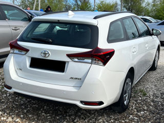 Toyota Auris foto 5