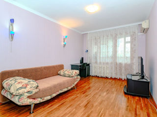 Apartament cu 2 camere, 50 m², Botanica, Chișinău foto 3