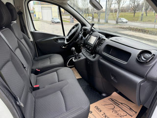 Opel Vivaro foto 20