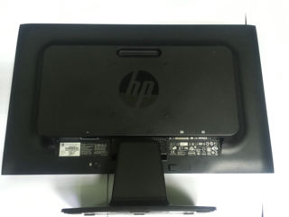 Монитор HP ProDisplay P221  - на  22   - Asus  VH197 DR - 18.5 - Asus    VS 197 DE   -  19  фото 1