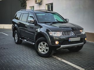 Mitsubishi Pajero Sport foto 5