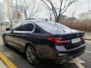 BMW 5 Series foto 3