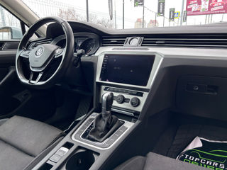 Volkswagen Passat foto 8